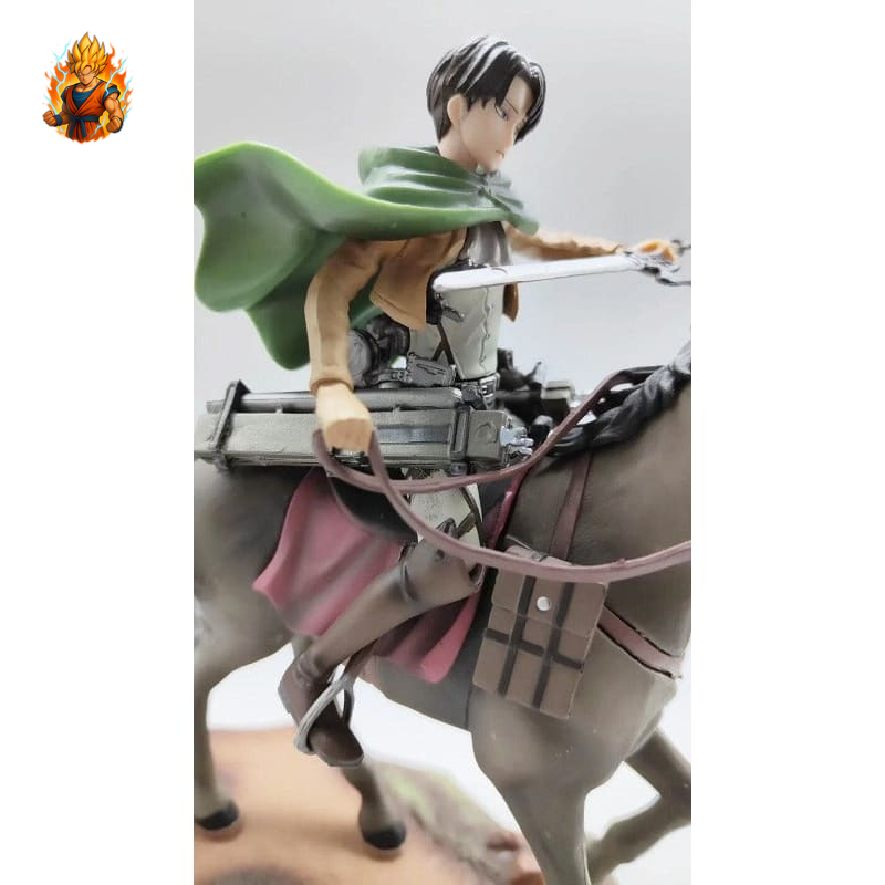 Figurine de Rivaille Ackerman à cheval - Attack on Titan