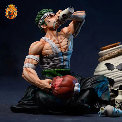 Figurine de Zoro de One Piece en train de manger.-Ma boutique