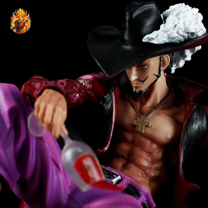 Figurine One Piece Dracule Mihawk et sa Figurine d'épée