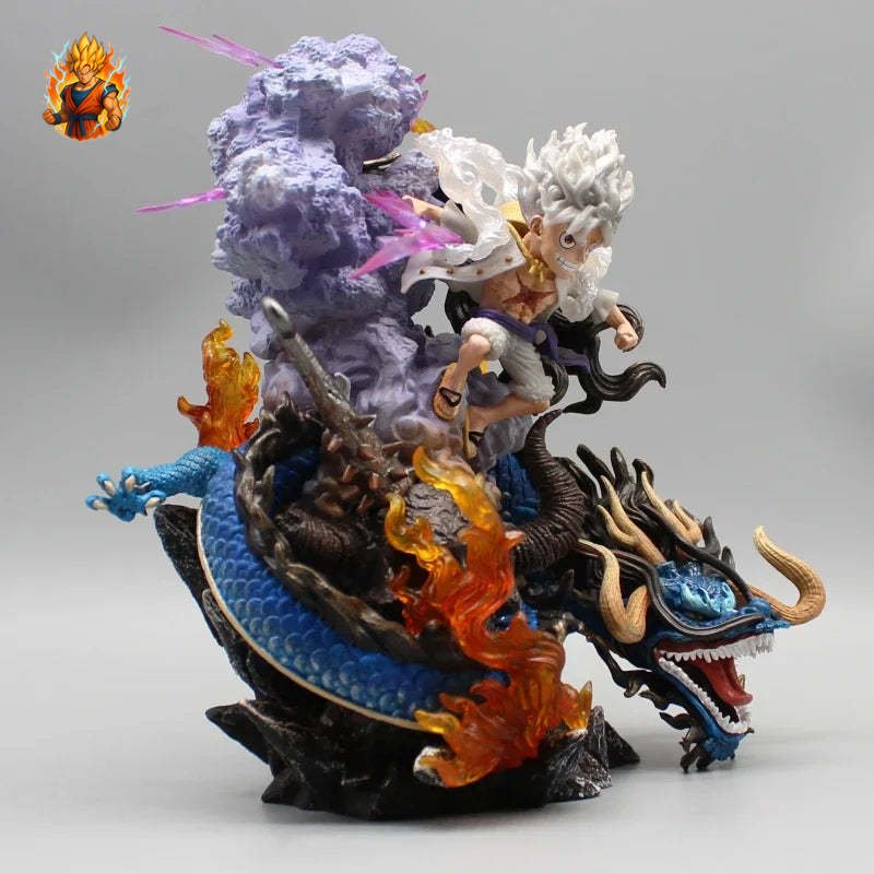 Figurine One Piece Luffy vs Kaido Dragon
