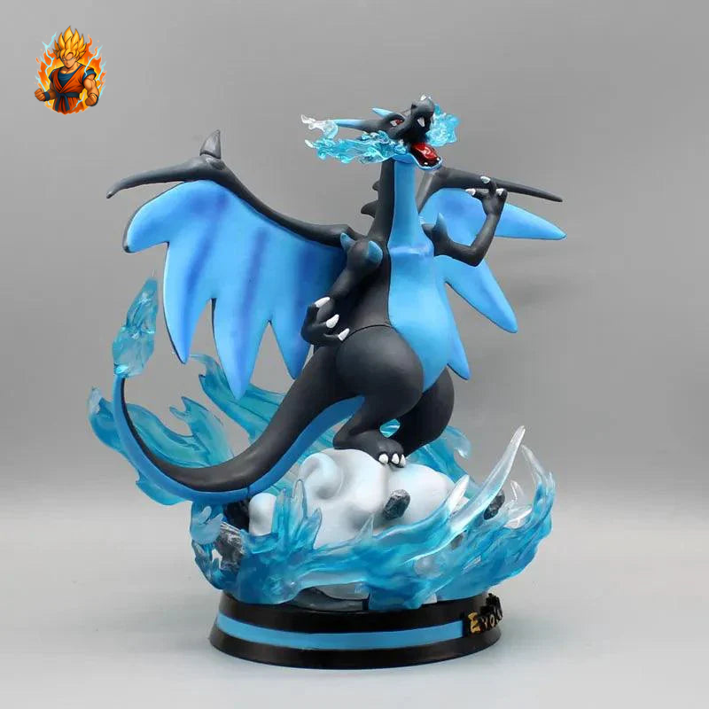Pokémon Charizard Figurine
