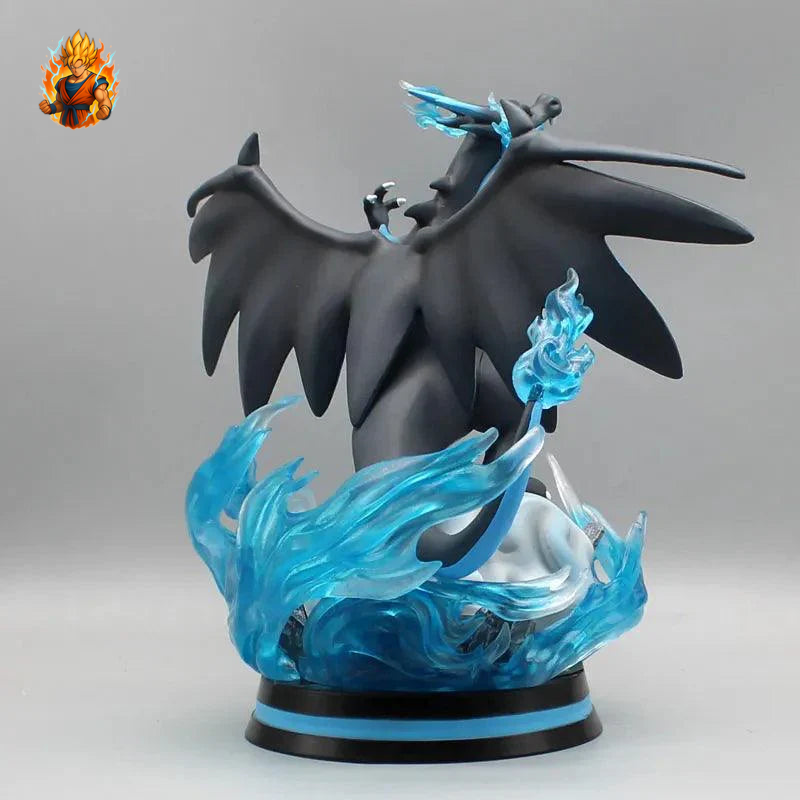 Pokémon Charizard Figurine