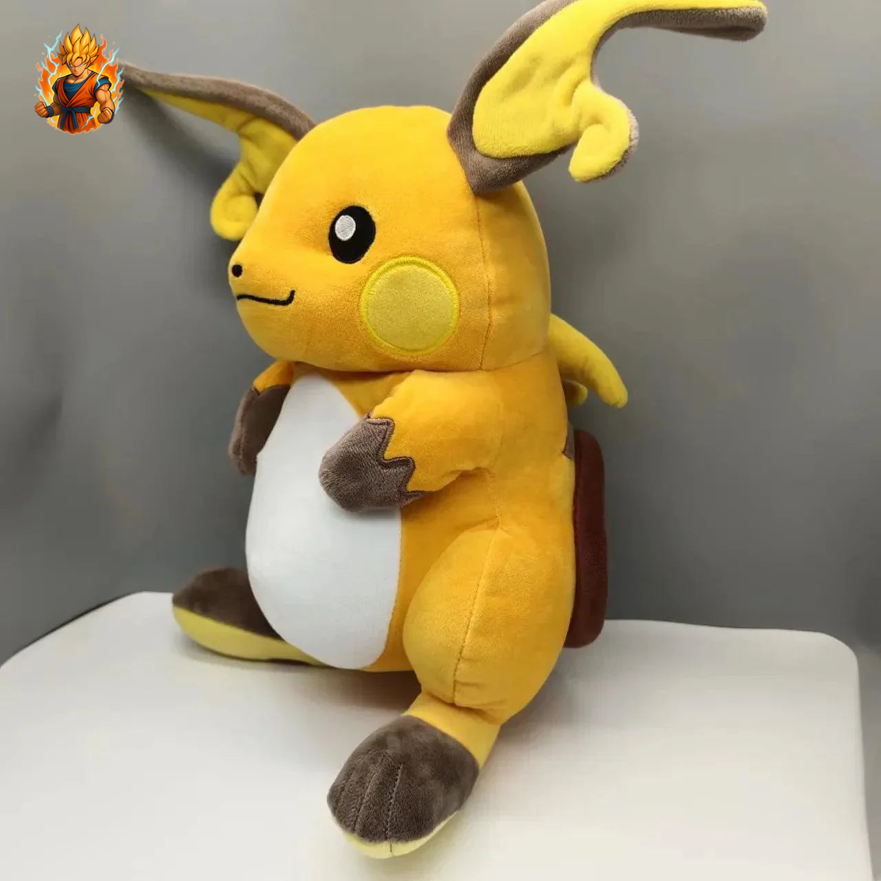 Pokémon Raichu Peluche
