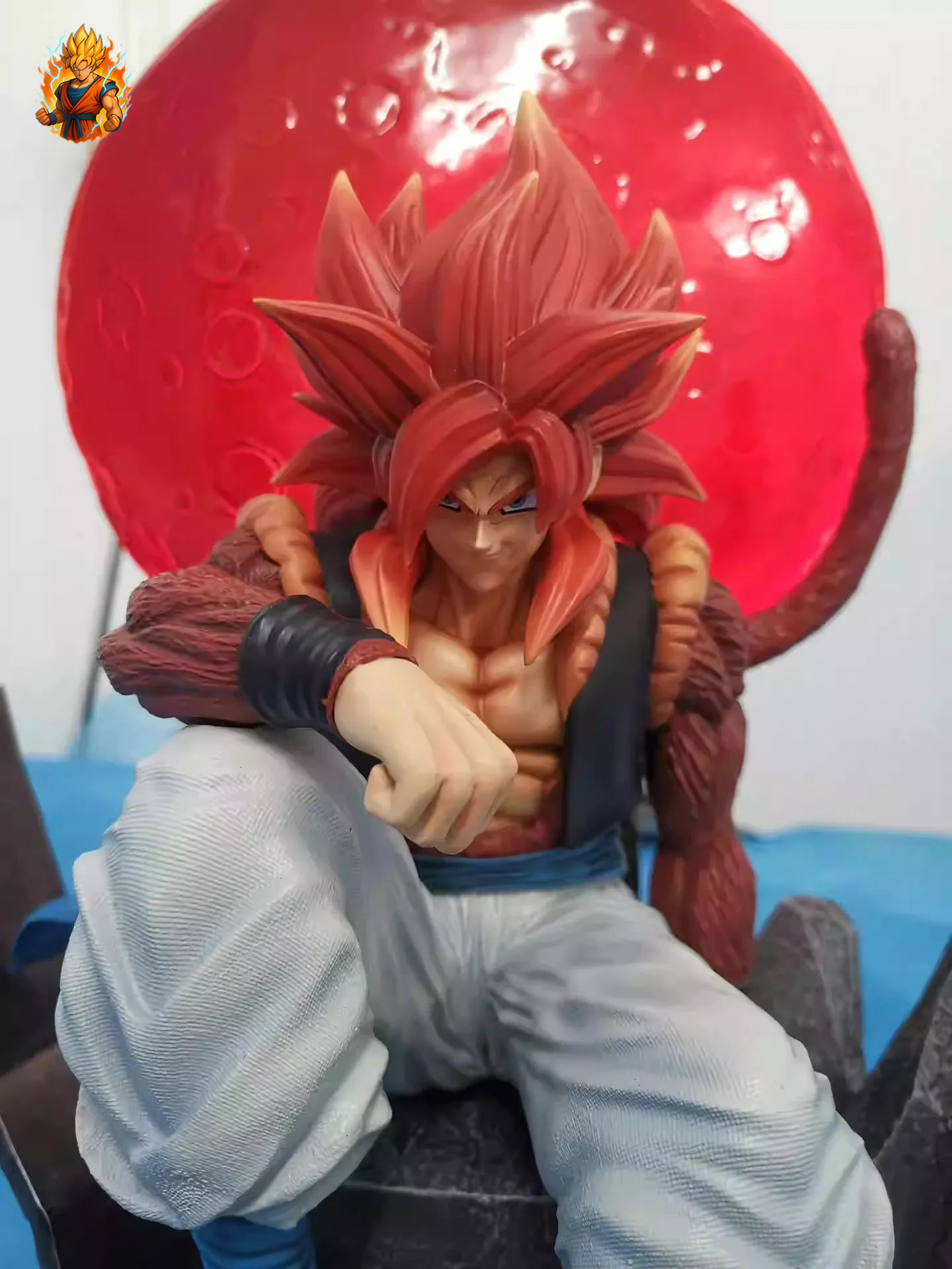 Figurine de collection Super Saiyajin 4 Gogeta